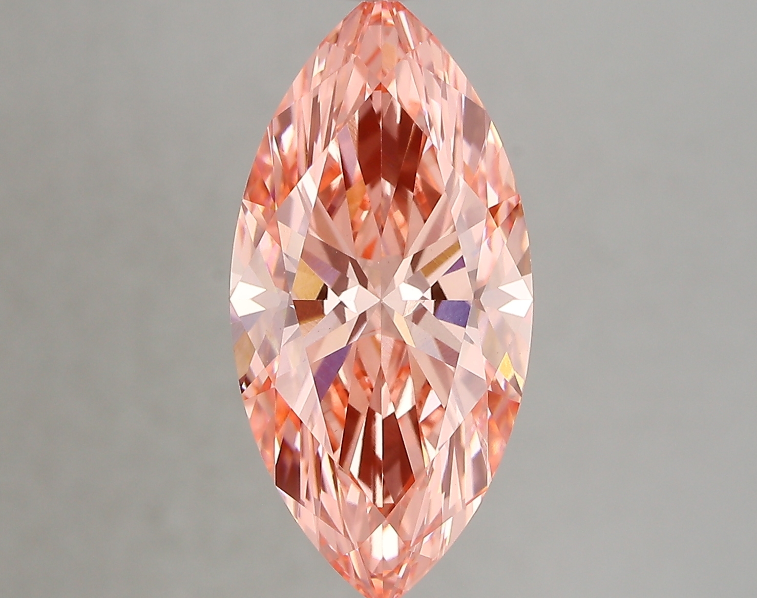 4.38ct FANCY VIVID  PINK VS1 Marquise (IGI)