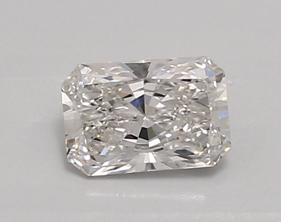 0.71ct F VVS2 Radiant (IGI)