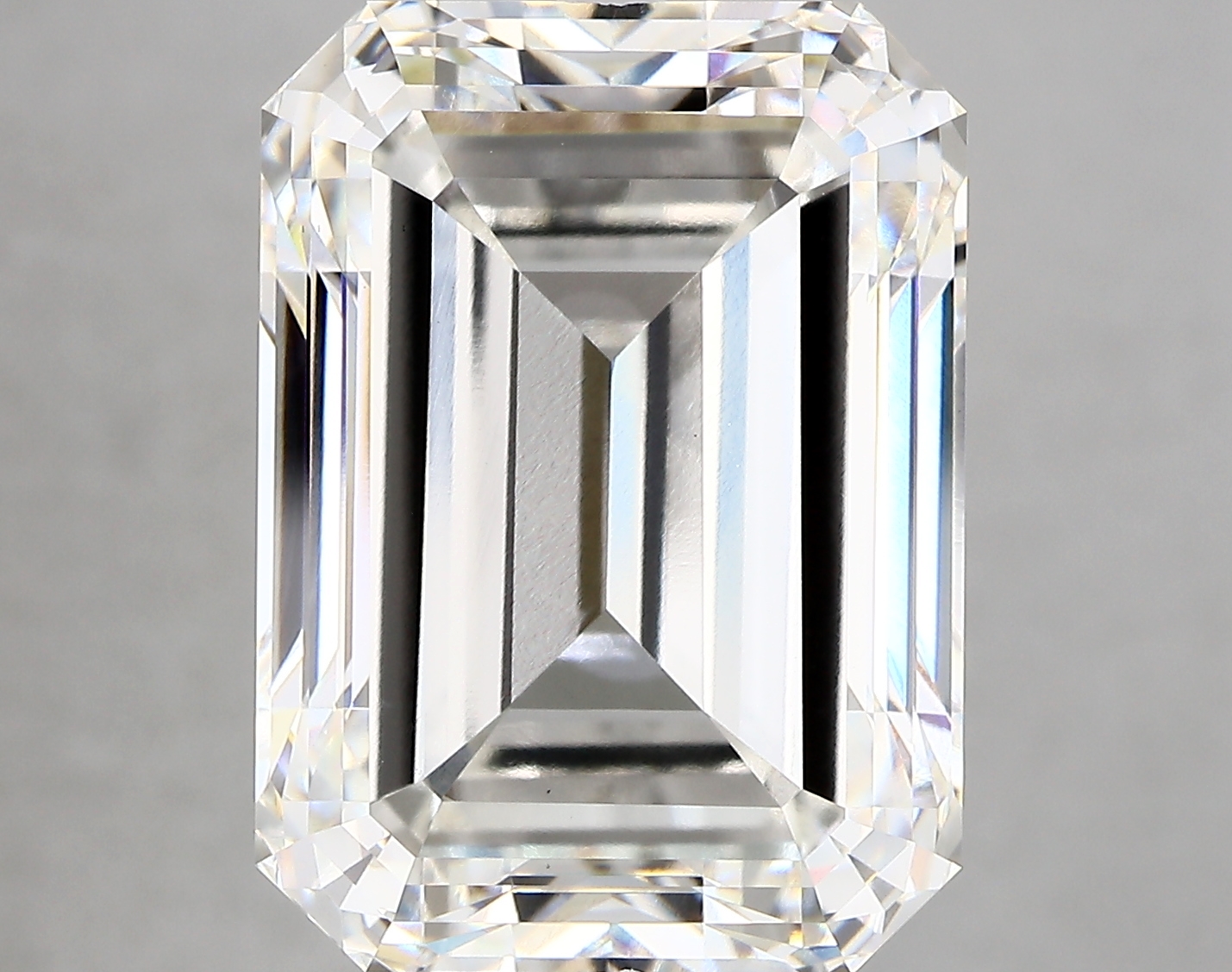 15.00ct G VS1 Emerald (IGI)