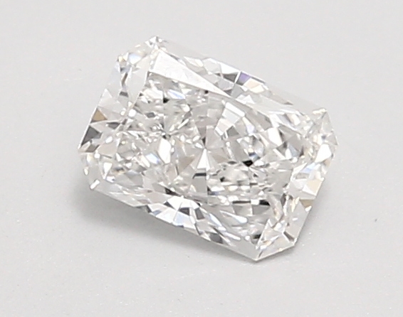 0.78ct E VVS1 Radiant (IGI)