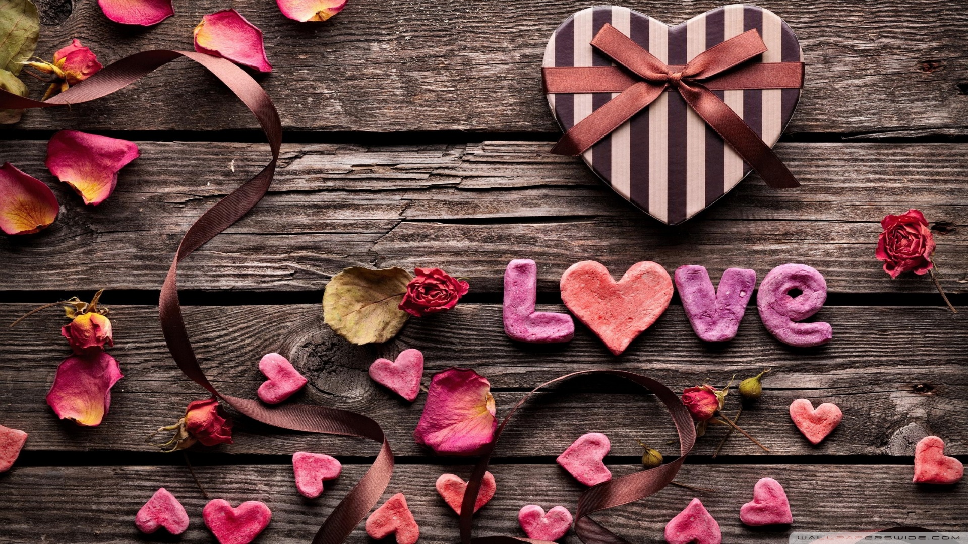 Sparkling Love: Embracing the Diamond Tradition on Valentine's Day