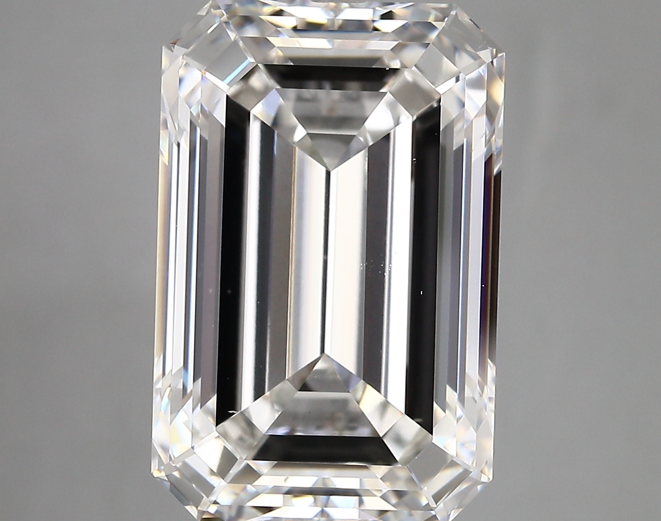 10.11ct F VS1 Emerald (IGI)