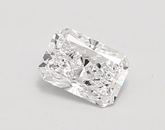 0.51ct D VVS1 Radiant (IGI)