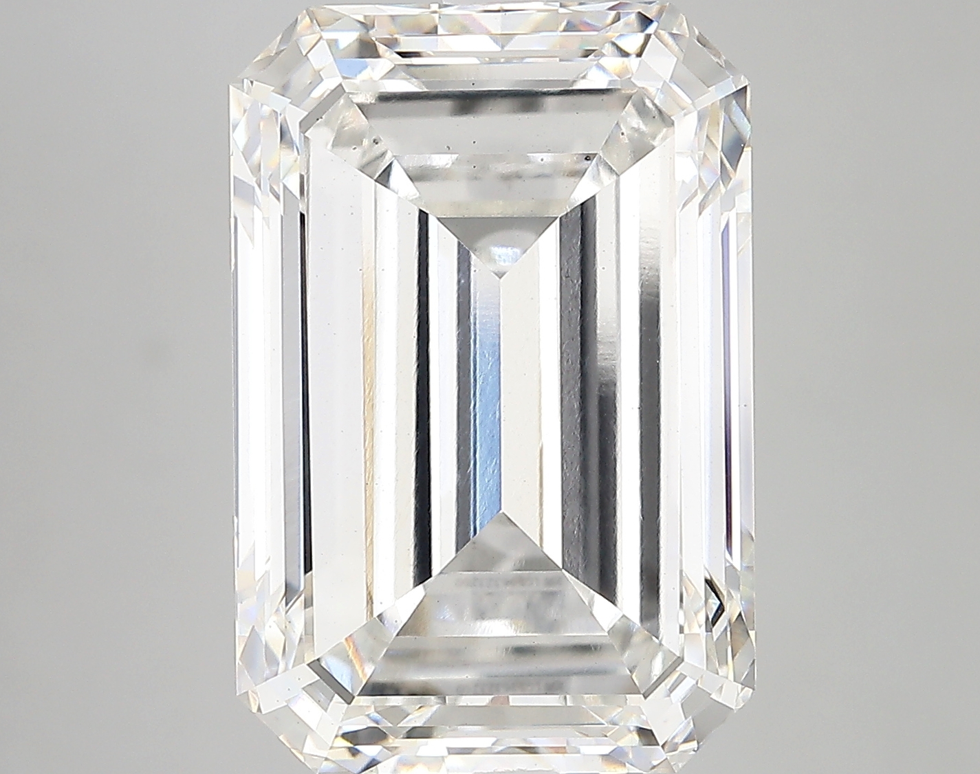 12.01ct G VS2 Emerald (IGI)