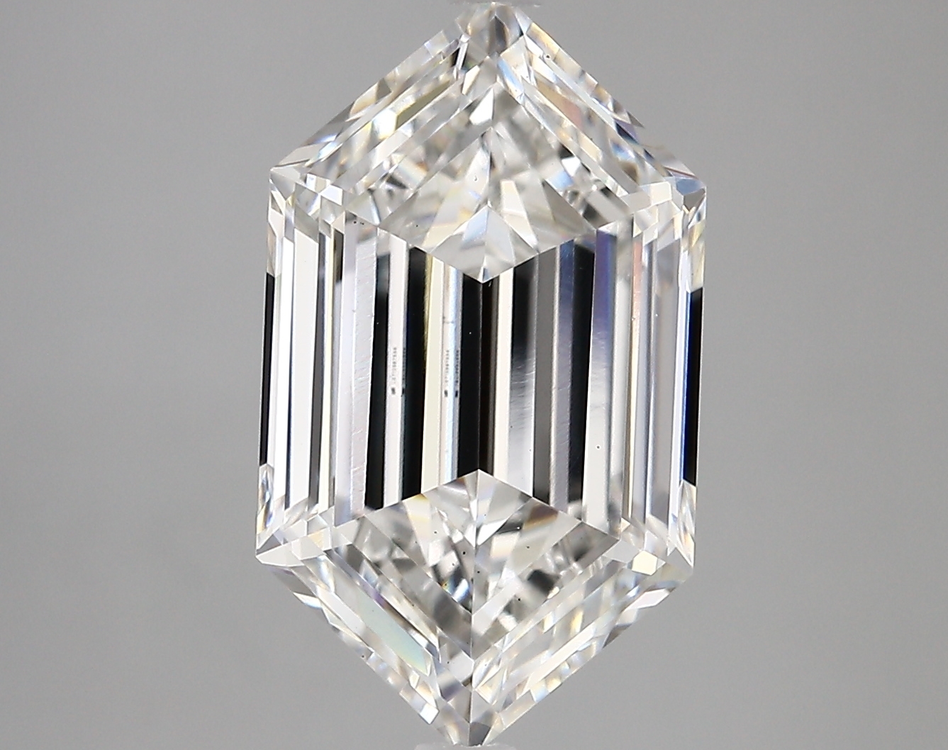 5.11ct E VS1 Long Hexagon (IGI)