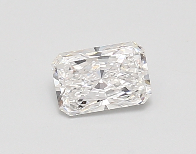 0.63ct E VVS2 Radiant (IGI)
