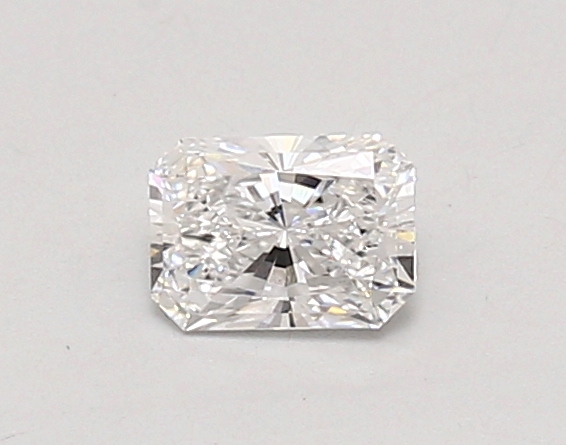 0.47ct D VVS2 Radiant (IGI)