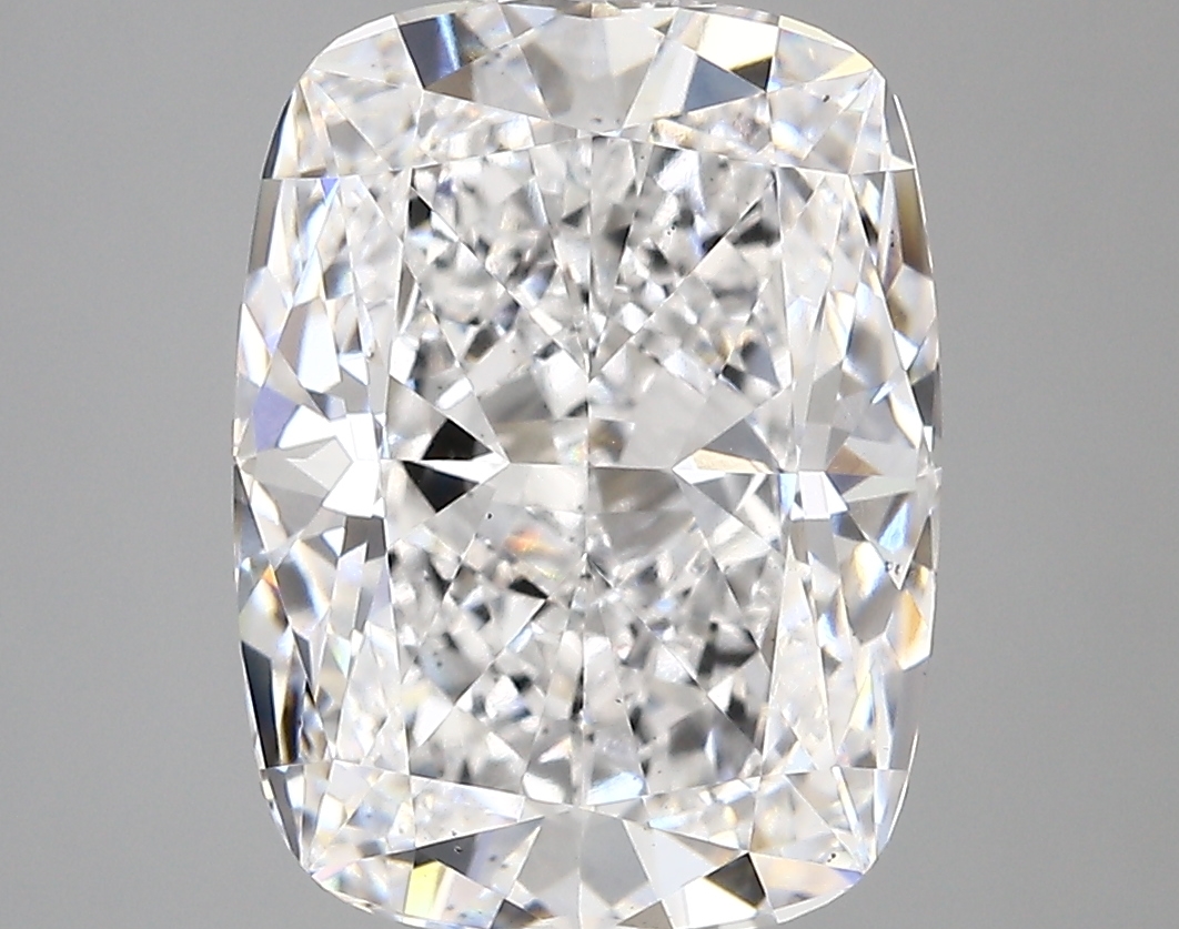 5.02ct D VS2 Cushion (IGI)