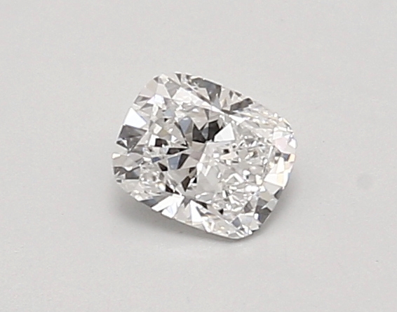 0.45ct D VVS2 Cushion (IGI)