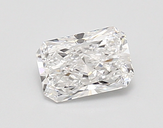 0.74ct D VVS2 Radiant (IGI)