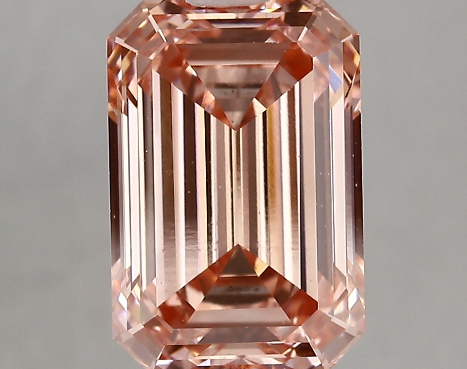 4.01ct FANCY VIVID  PINK VS2 Emerald (IGI)