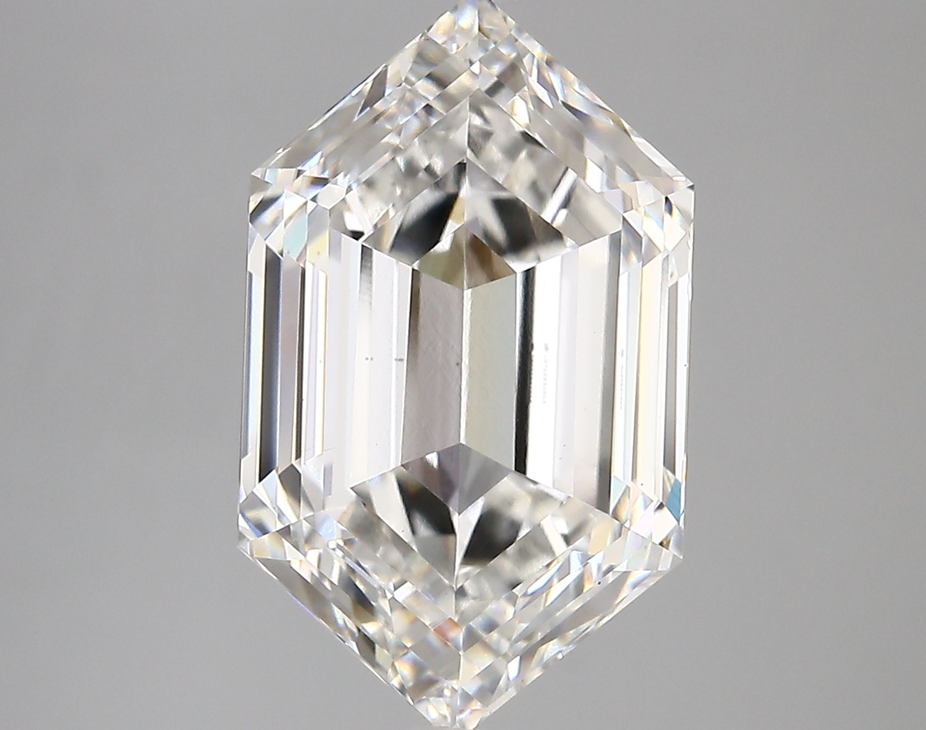 6.06ct E VVS2 Long Hexagon (IGI)