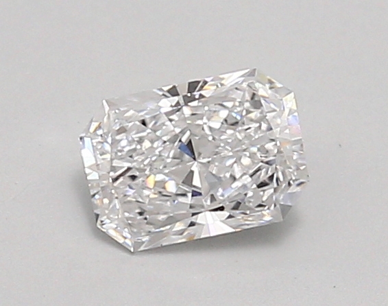 0.67ct D VVS2 Radiant (IGI)