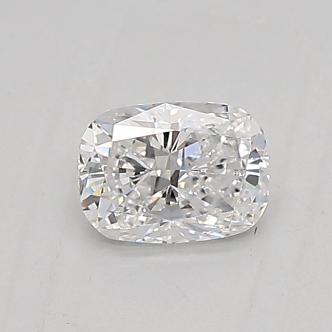 0.39ct D VVS2 Cushion (IGI)
