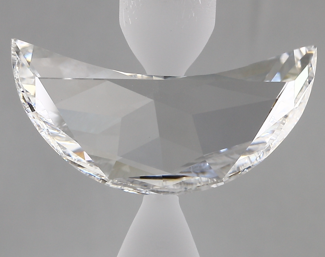 4.85ct F VS1 Half Moon (IGI)