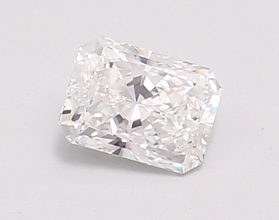 0.74ct D VVS2 Radiant (IGI)