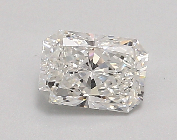 0.91ct F VVS2 Radiant (IGI)
