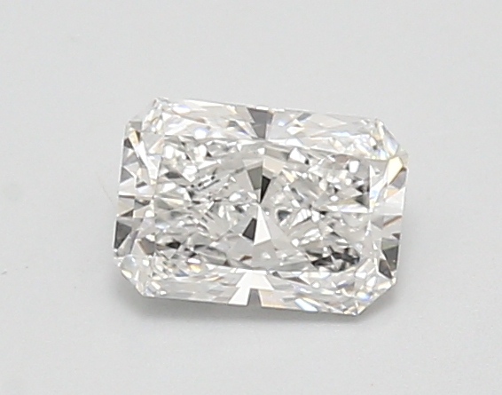 0.77ct E VVS2 Radiant (IGI)