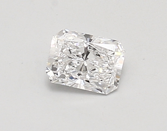 0.44ct D VVS1 Radiant (IGI)