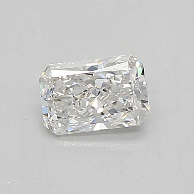 0.33ct E VVS1 Radiant (IGI)