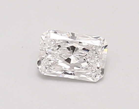 0.45ct D VVS1 Radiant (IGI)