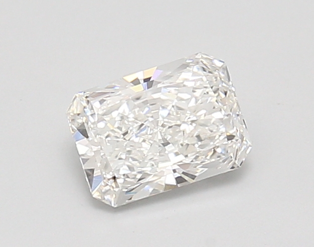 0.94ct E VVS1 Radiant (IGI)