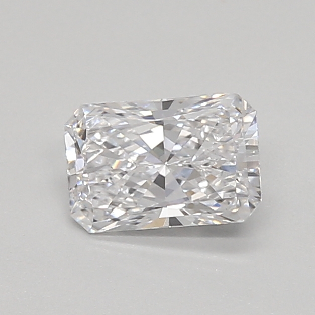 0.47ct D VVS2 Radiant (IGI)