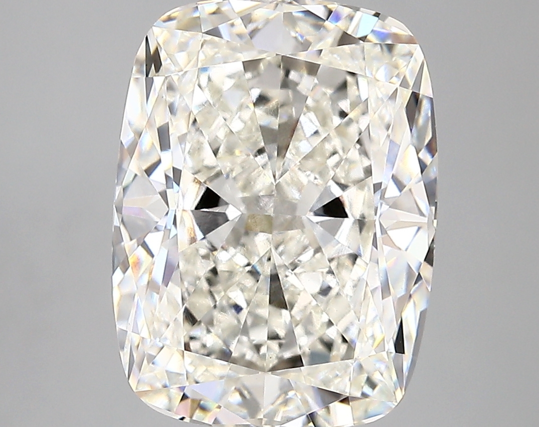 5.66ct G VVS2 Cushion (IGI)