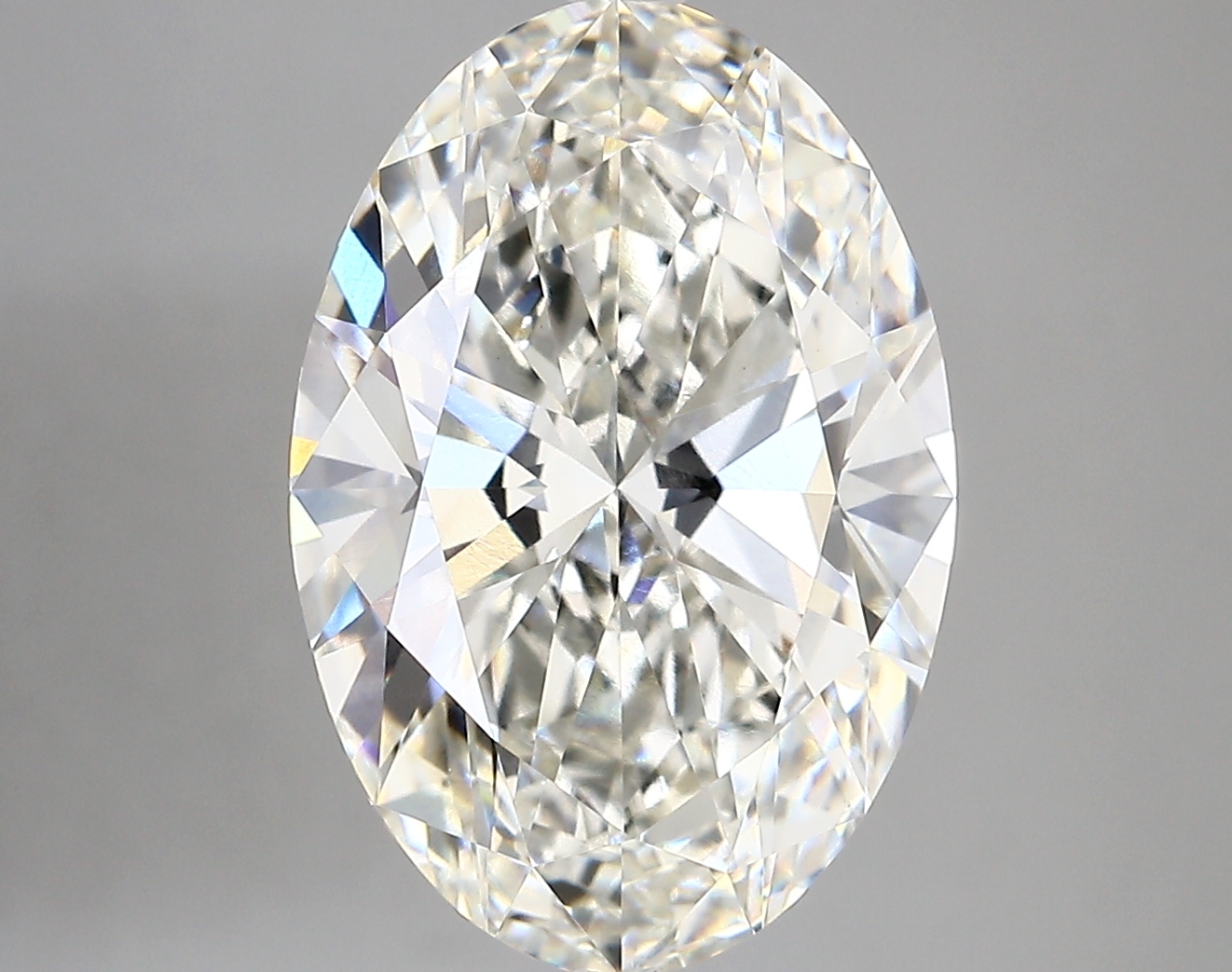 6.01ct G VVS2 Oval (IGI)