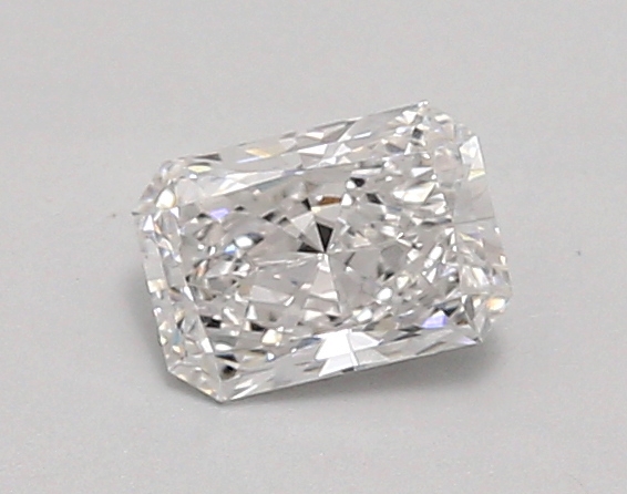 0.69ct E VVS1 Radiant (IGI)
