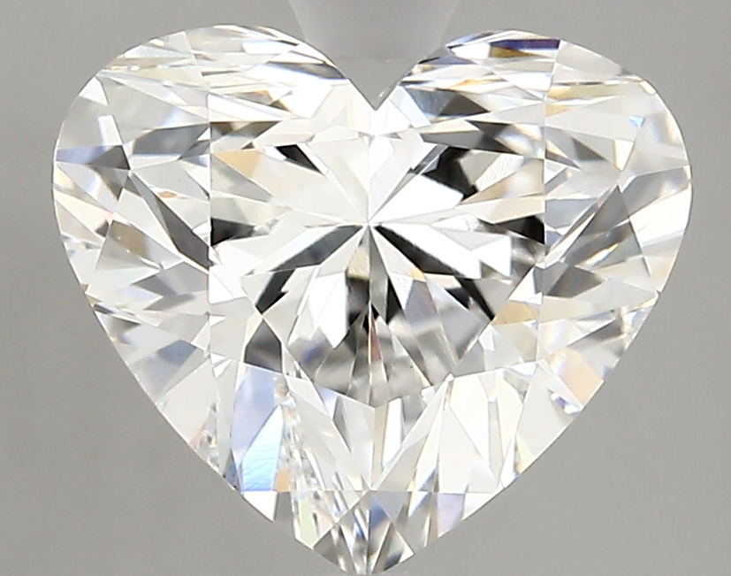 3.20ct E VVS2 Heart (IGI)