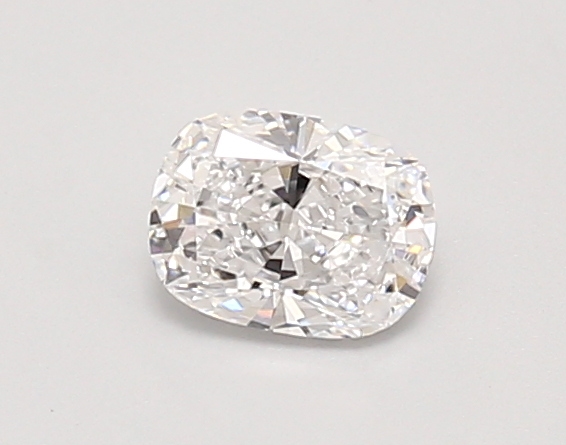 0.61ct D VVS2 Cushion (IGI)