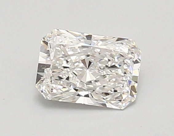 0.81ct E VVS2 Radiant (IGI)