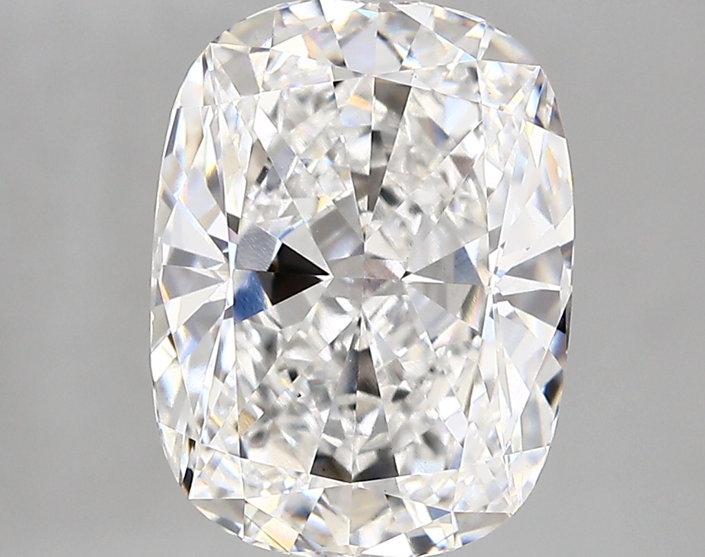 4.33ct E VS1 Cushion (IGI)