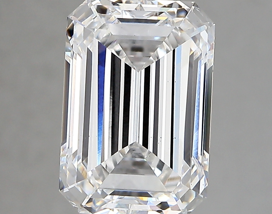 3.70ct E VS1 Emerald (IGI)