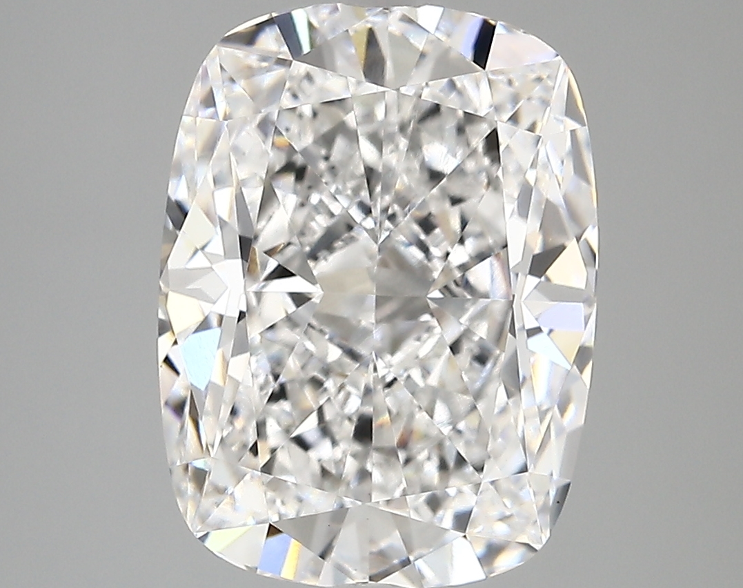 5.04ct E VVS2 Cushion (IGI)