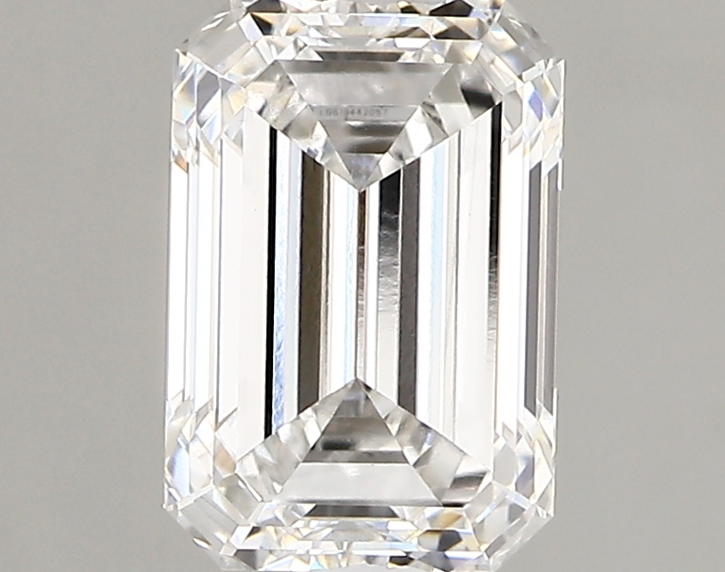 1.42ct E VS1 Emerald (IGI)