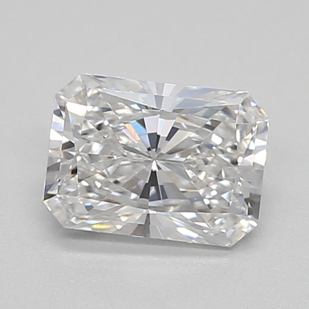 0.77ct E VVS2 Radiant (IGI)