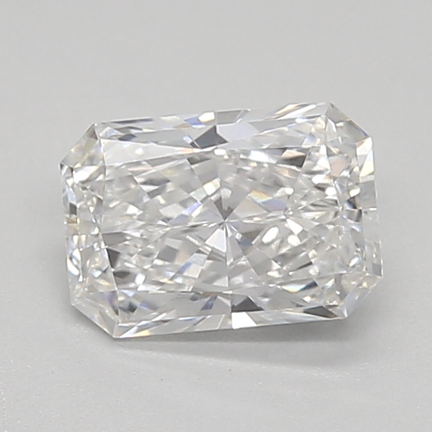 0.79ct E VVS1 Radiant (IGI)