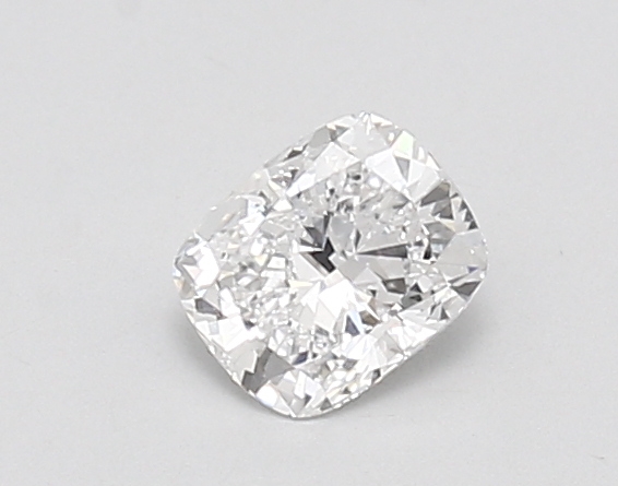 0.57ct D VVS2 Cushion (IGI)