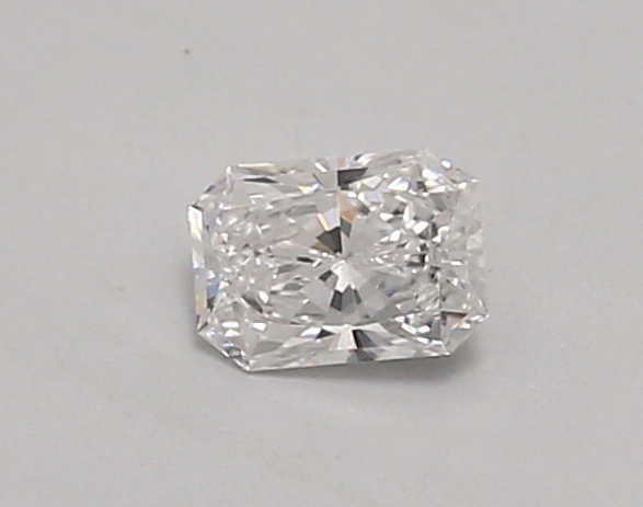 0.41ct D VVS2 Radiant (IGI)