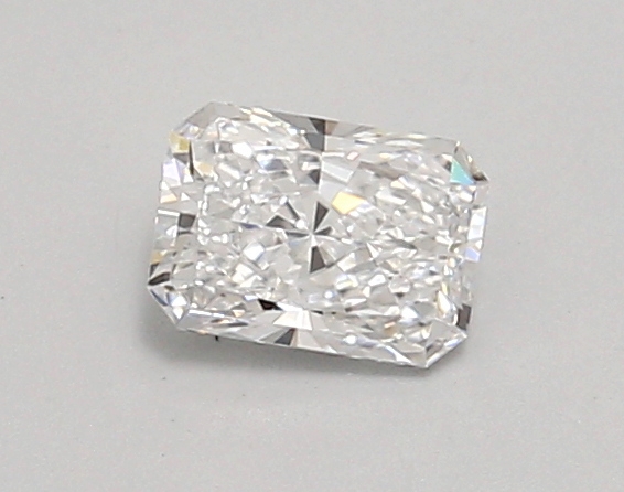 0.58ct D VVS2 Radiant (IGI)