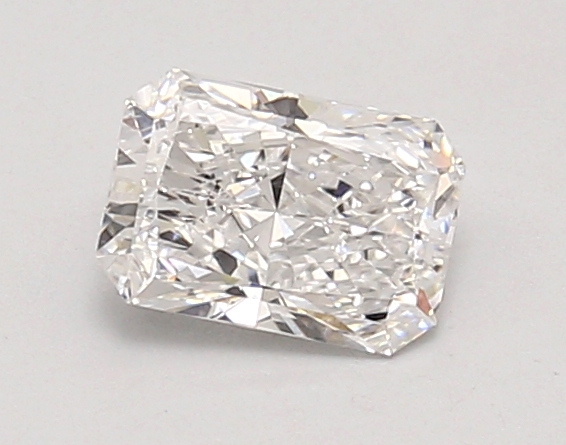 0.90ct E VVS2 Radiant (IGI)