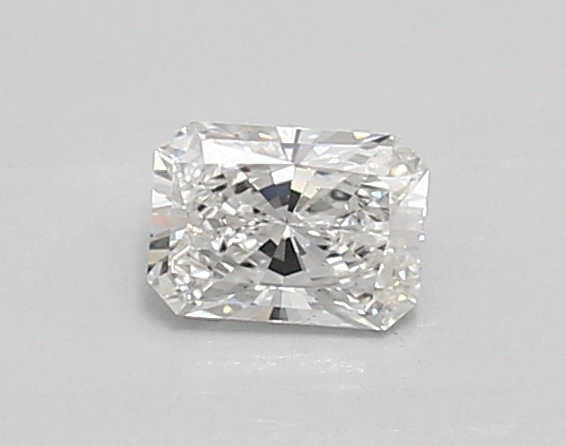 0.44ct E VS1 Radiant (IGI)