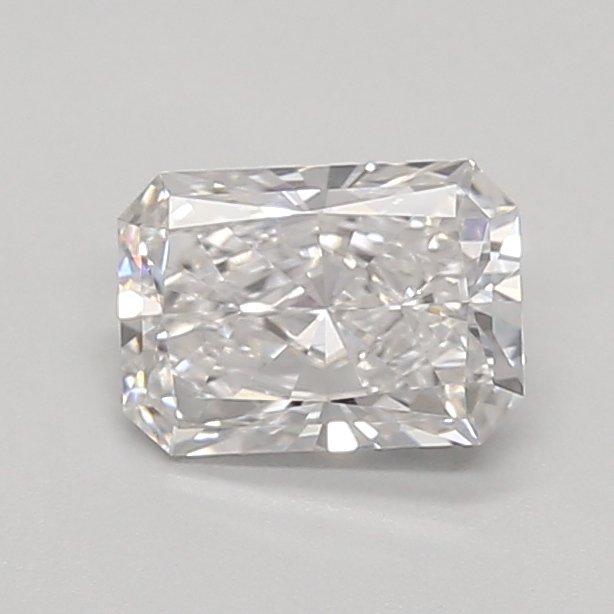 0.58ct E VVS2 Radiant (IGI)