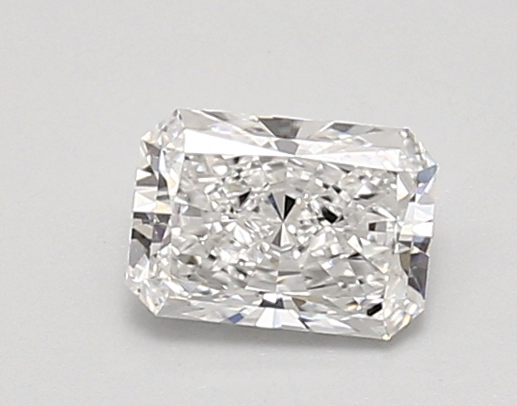 0.84ct E VVS2 Radiant (IGI)