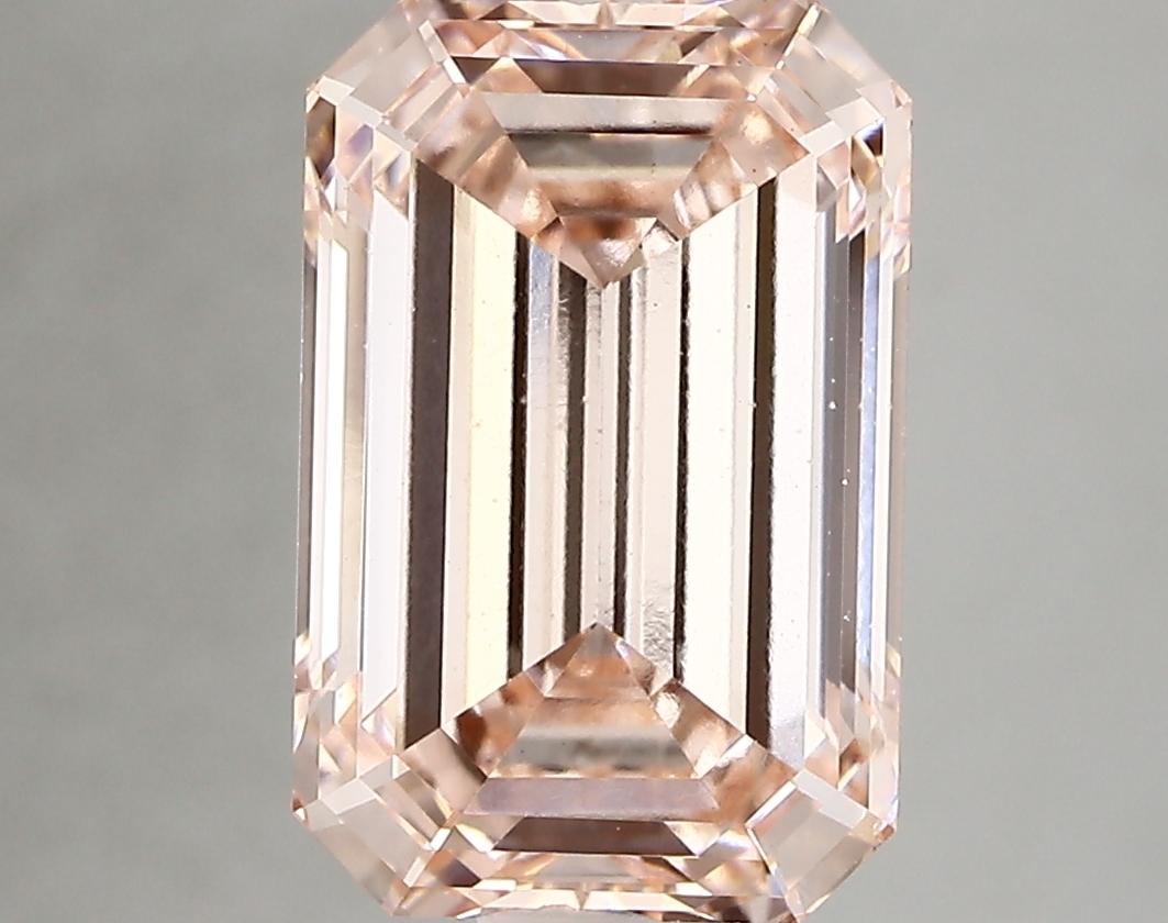 5.01ct FANCY INTENSE  PINK VS2 Emerald (IGI)
