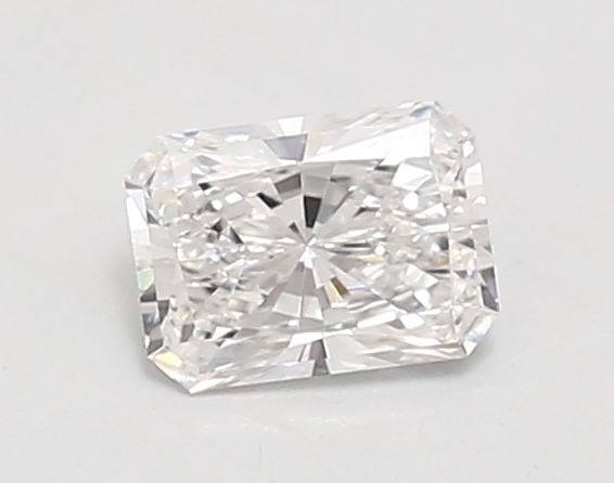 0.78ct E VVS2 Radiant (IGI)