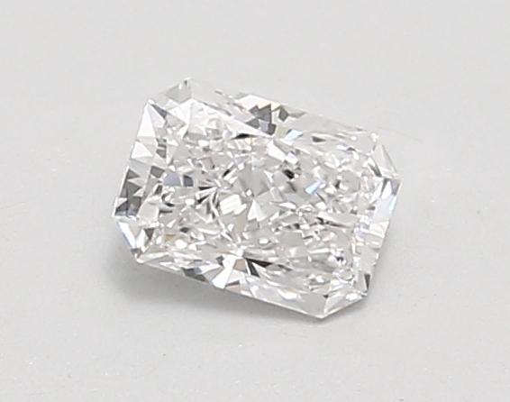 0.62ct D VVS2 Radiant (IGI)