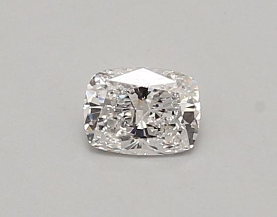 0.32ct E VVS2 Cushion (IGI)